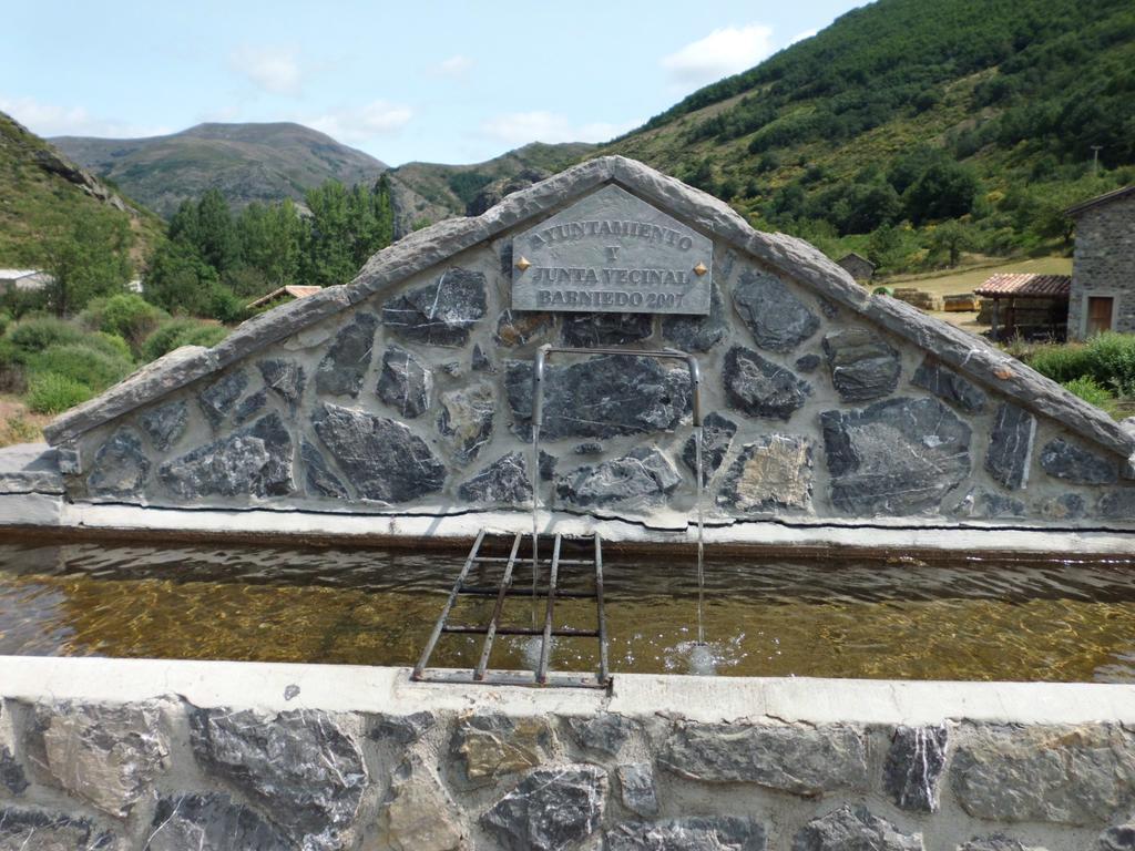 Casa Rural La Altanera Barniedo de la Reina Екстер'єр фото